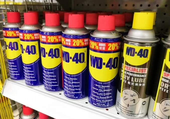 How to clean bathroom tiles, toilets and showers - WD-40 Australia